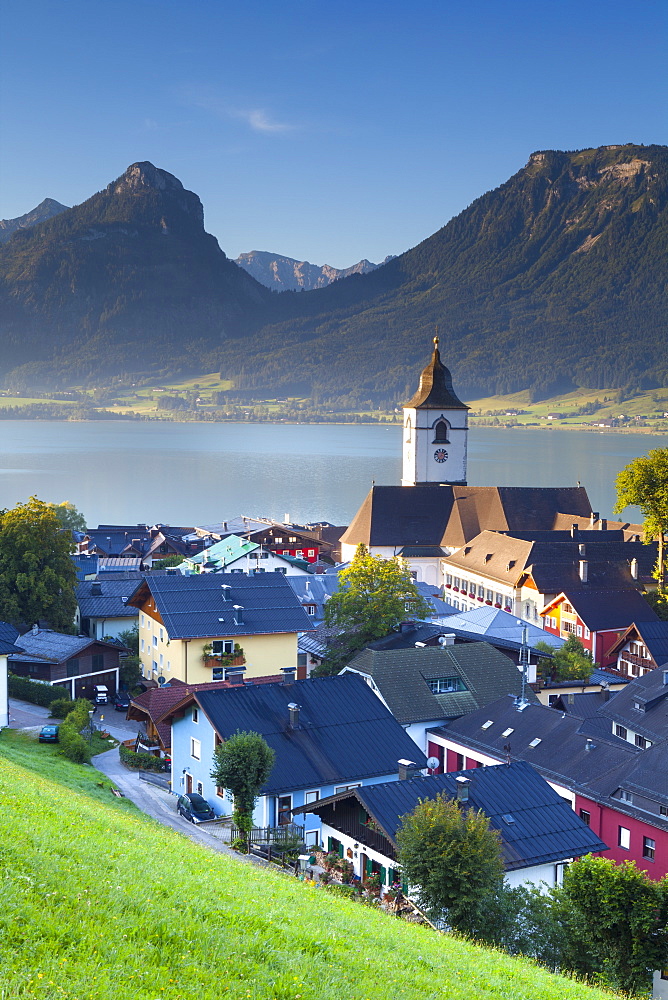 Elevated view over Parish Church and St. Wolfgang, Wolfgangsee lake, Flachgau, Salzburg, Upper Austria, Austria, Europe