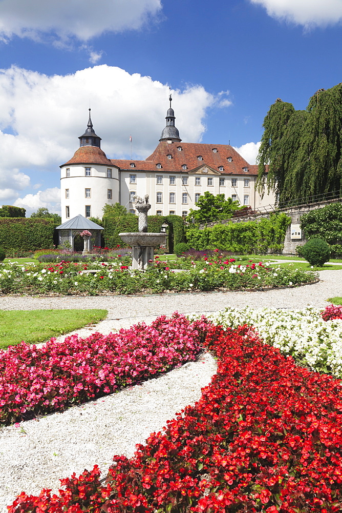 Schloss Langenburg (Langenburg Castle), Langenburg, Hohenlohe Region, Baden Wurttemberg, Germany, Europe