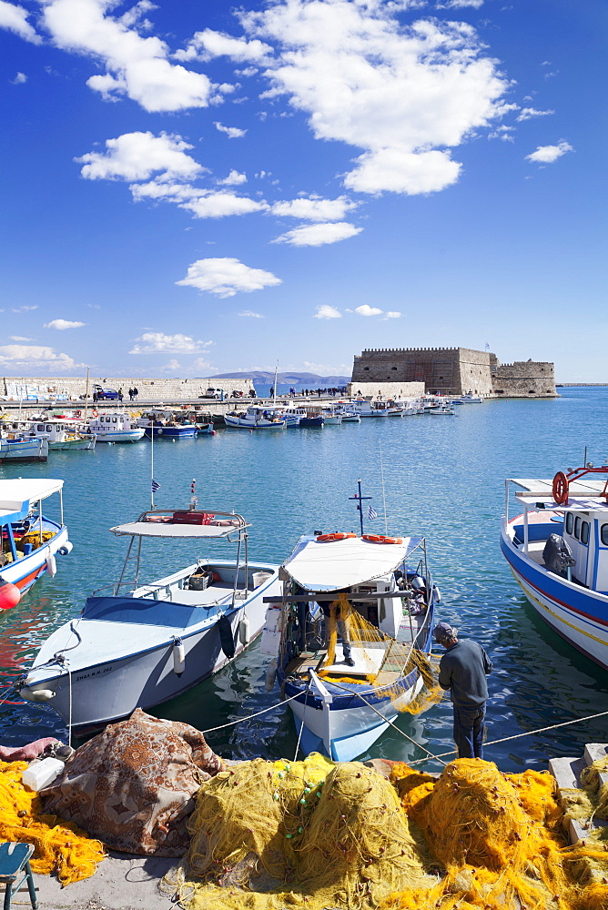 Venetian harbour, Venetian Fortress, Iraklion (Heraklio) (Iraklio), Crete, Greek Islands, Greece, Europe