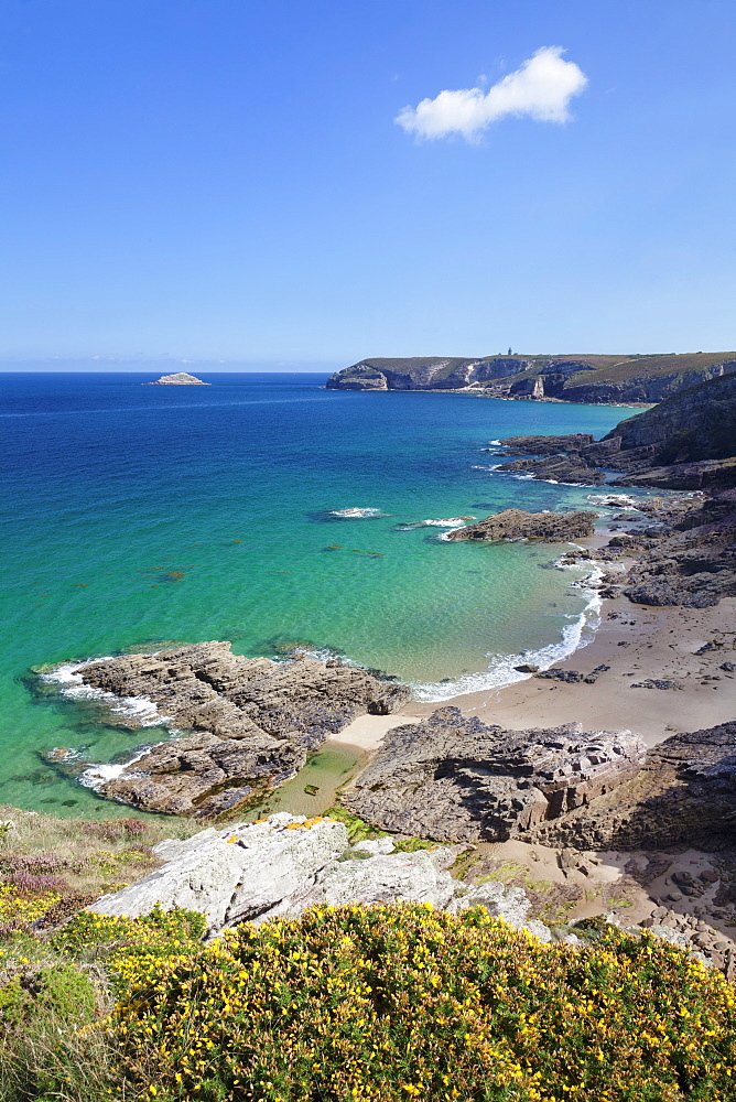 View along the cliffs of Cap Frehel to the lighthouse, Cotes d'Armor, Brittany, France, Europe 