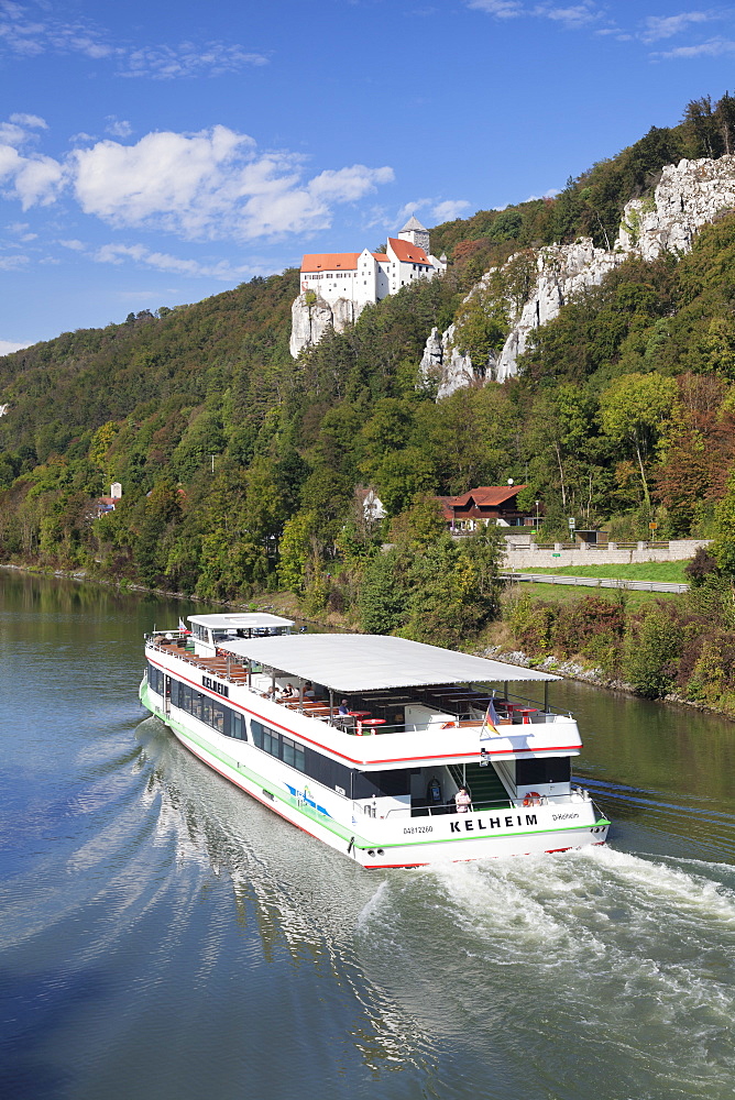 Excursion boat, Prunn Castle, Riedenburg, nature park, Altmuhltal Valley, Bavaria, Germany, Europe