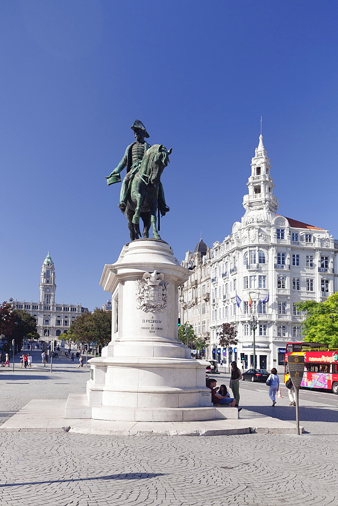 Dom Pedro IV Monument, Praca da Liberdade, Avenida dos Aliados, Porto (Oporto), Portugal, Europe