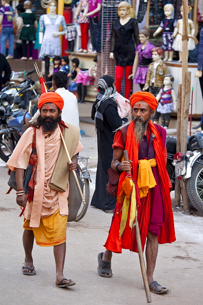 Hindu sadhu pilgrims at Festival of Shivaratri in holy city of Varanasi, Benares, India