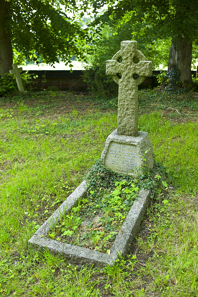 Celtic cross on grave for Elizabeth and George Winship in graveyard of St Mary the Virgin Church, Harefield, Middlesex, UK