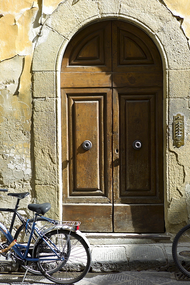 Typical Florentine doorway in Via del Campuccio, Florence, Italy