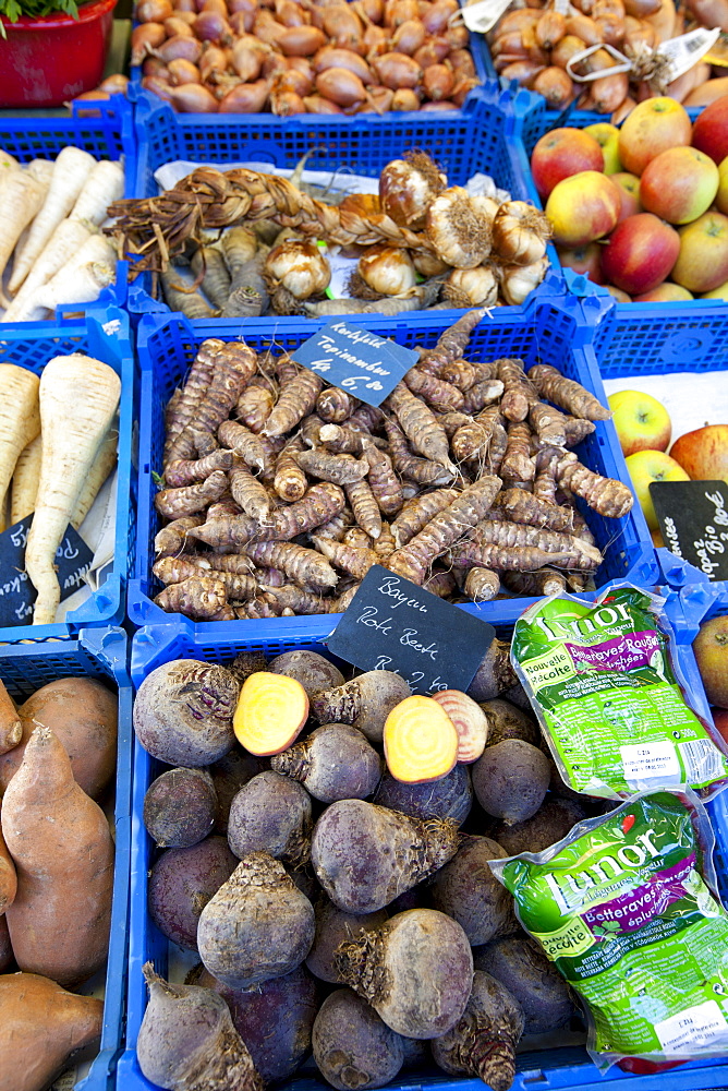 Fresh vegetables on sale at Viktualienmarkt food market in Munich, Bavaria, Germany