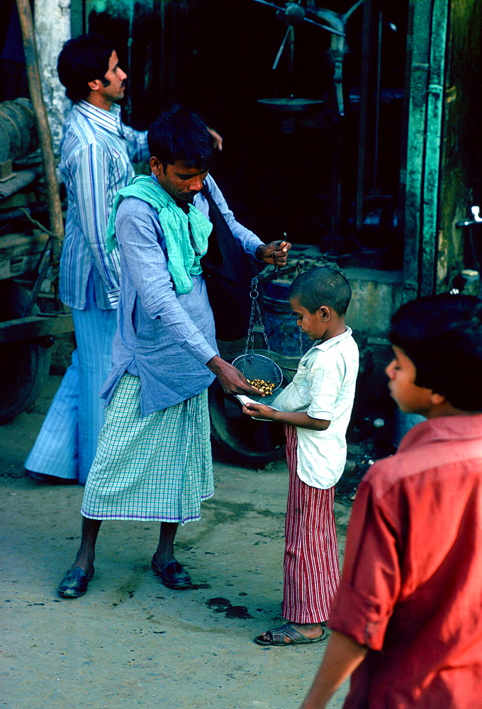 Street vendors, Delhi, India