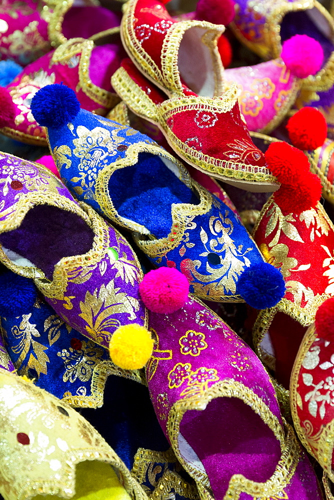 Traditional Turkish silk slippers ornate and embroidered in the Misir Carsisi Egyptian Bazaar market in Istanbul, Turkey, Europe, Eurasia