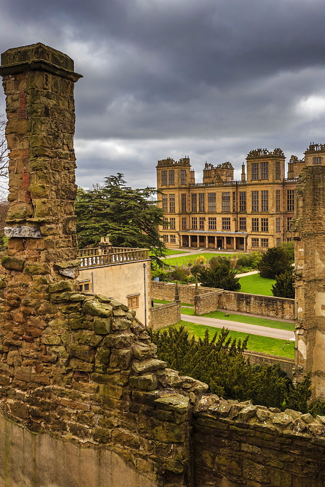 Old and new halls, Hardwick Hall, near Chesterfield, Derbyshire, England, United Kingdom, Europe