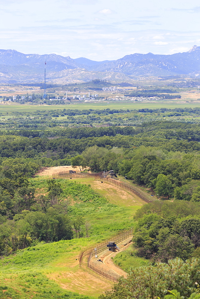 Border posts and Gijeong-dong (Propaganda) village with huge DPRK flag, Demilitarised Zone (DMZ), North and South Korea border, Asia