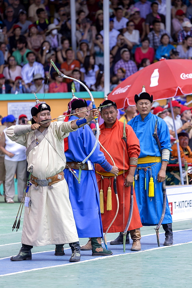 Line up of male archers, National Archery Tournament, Archery Field, Naadam Festival, Ulaan Baatar (Ulan Bator), Mongolia, Central Asia, Asia