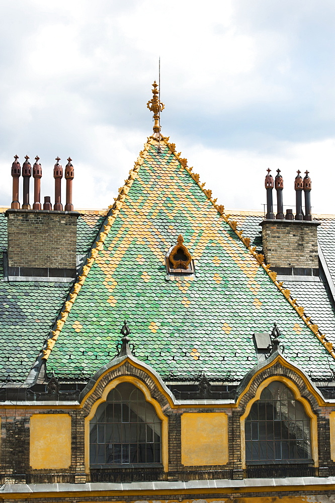 Hungarian art nouveau architecture by vñdv?n Lechner ‚Äì the colourful pyrogranite roof of the former post office bank, Budapest, Hungary (detail)