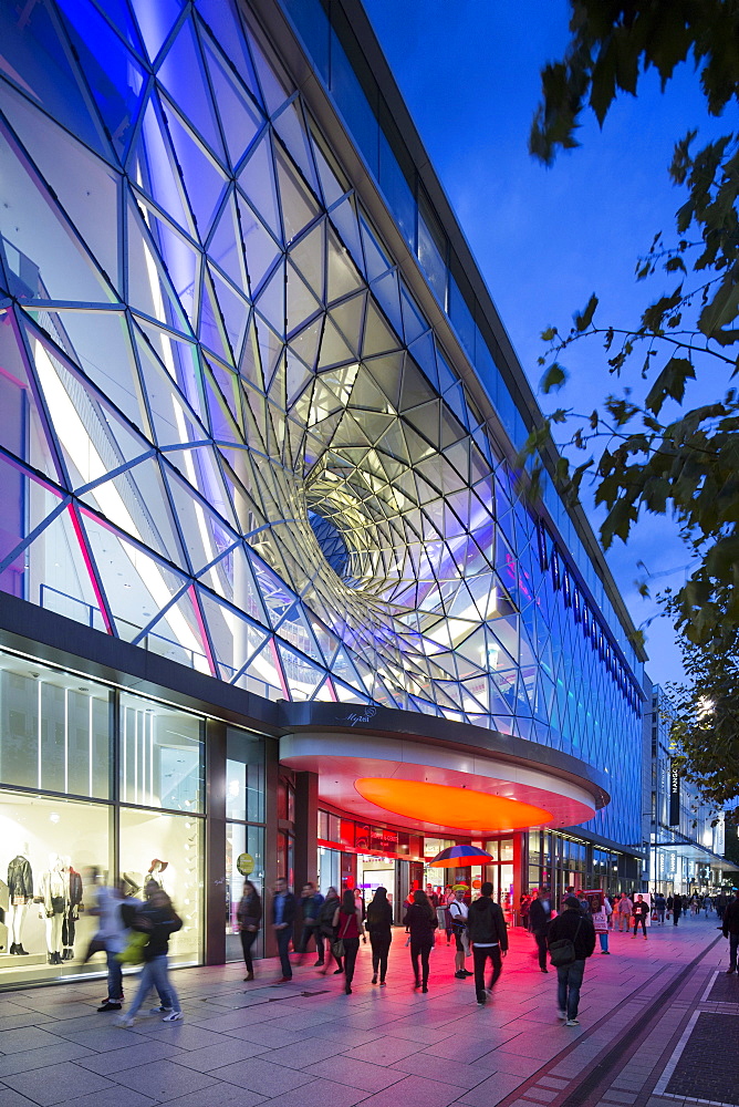 A glass facade of the passage MyZeil by Massimiliano Fuksas, Frankfurt am Main, Germany