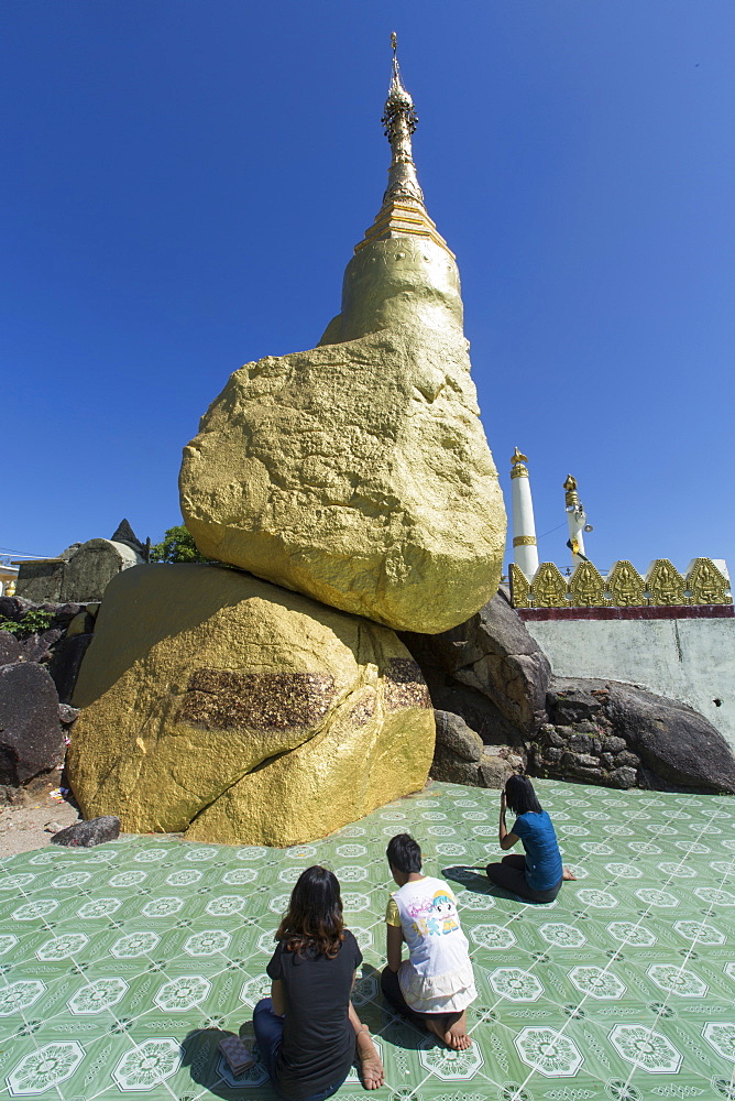 Nwa-La-Bo Pagoda, Mawlamyine, Mon, Myanmar (Burma), Southeast Asia