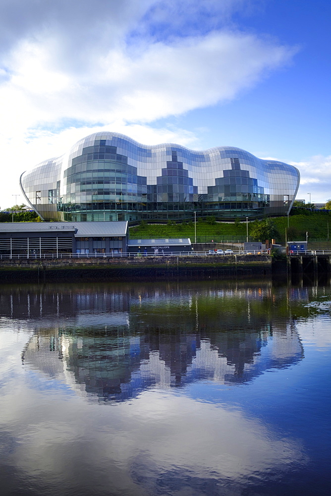 View of the Sage Concert Hall and Arts Centre in Gateshead on the River Tyne, Gateshead, Tyne and Wear, England, United Kingdom, Europe