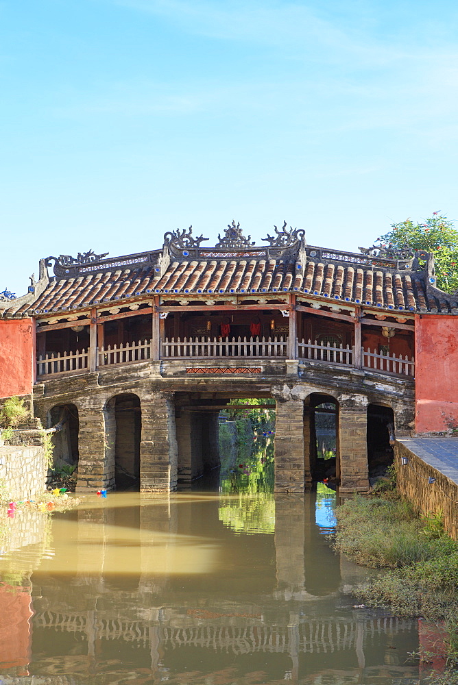 The 18th-century covered, wooden Japanese Bridge in the  historical centre of Hoi An, UNESCO World Heritage Site, Quang Nam, Vietnam, Indochina, Southeast Asia, Asia