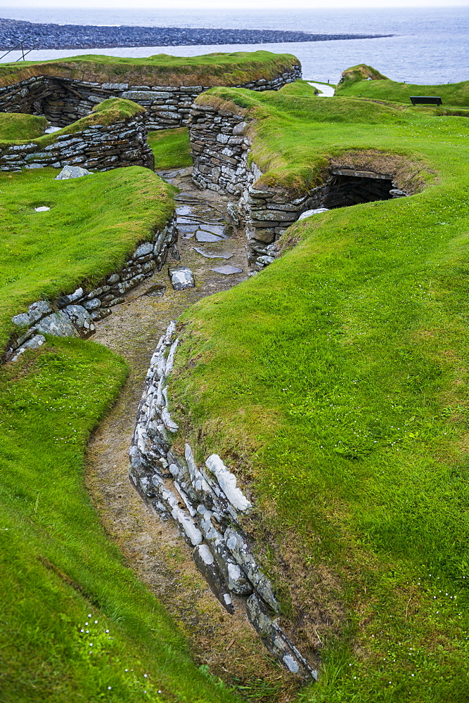 The stone built Neolithic settlement of Skara Brae, UNESCO World Heritage Site, Orkney Islands, Scotland, United Kingdom, Europe