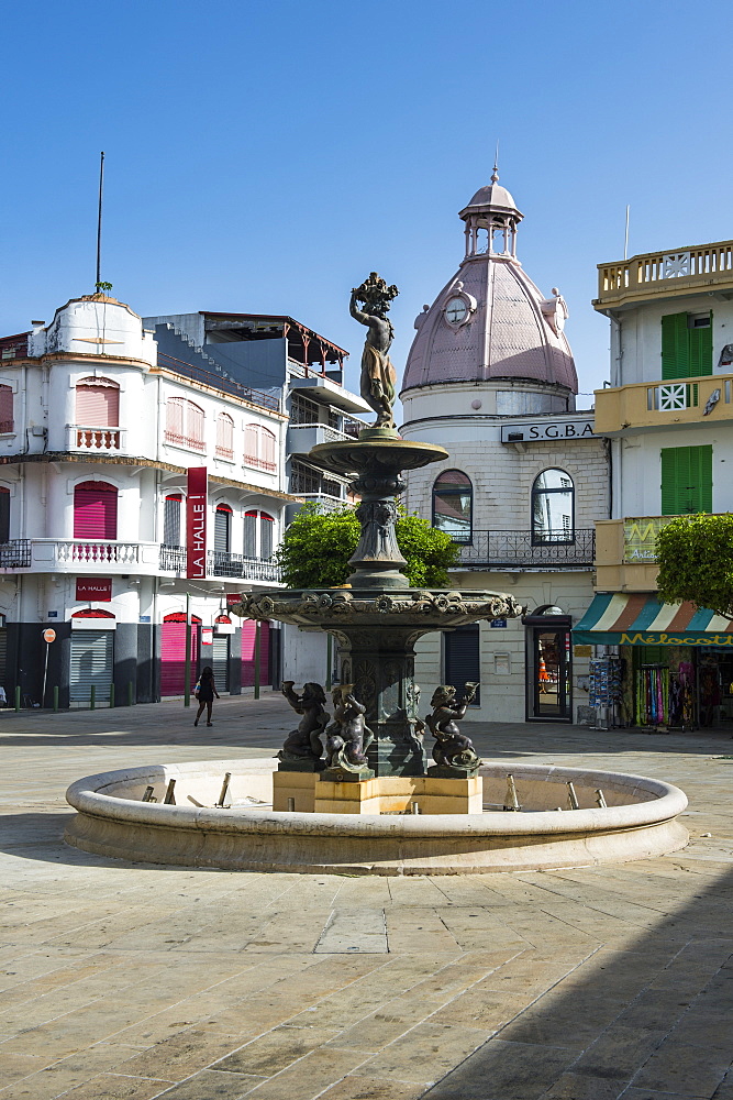 Fountain on the spice market, Pointe-a-Pitre, Guadeloupe, French Overseas Department, West Indies, Caribbean, Central America