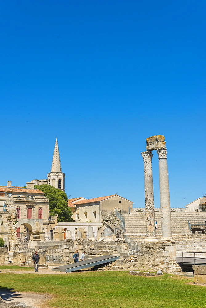 Arles Roman Ruins, UNESCO World Heritage Site, Arles, Bouches du Rhone, Provence, Provence-Alpes-Cote d'Azur, France, Europe