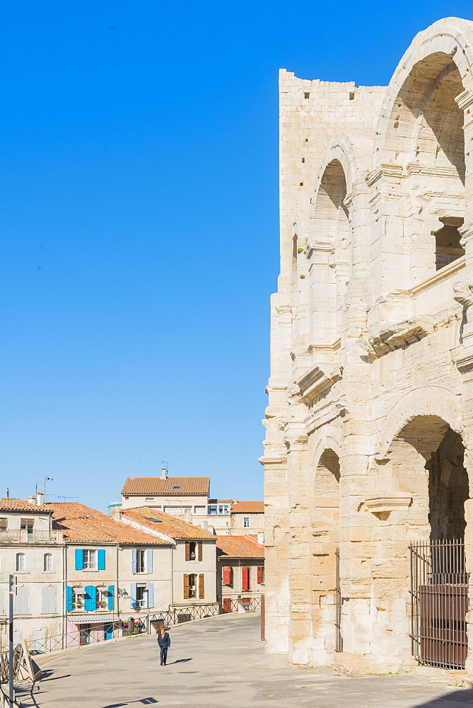 Arles Amphitheatre, Arles, Bouches du Rhone, Provence, Provence-Alpes-Cote d'Azur, France, Europe