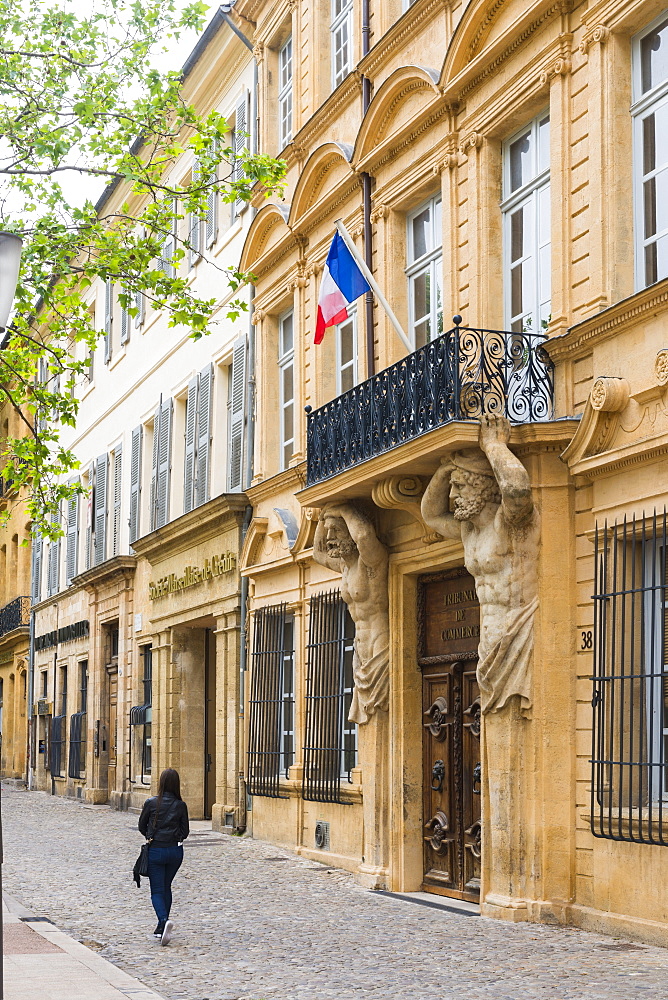 Street scene, Aix en Provence, Bouches du Rhone, Provence, Provence-Alpes-Cote d'Azur, France, Europe