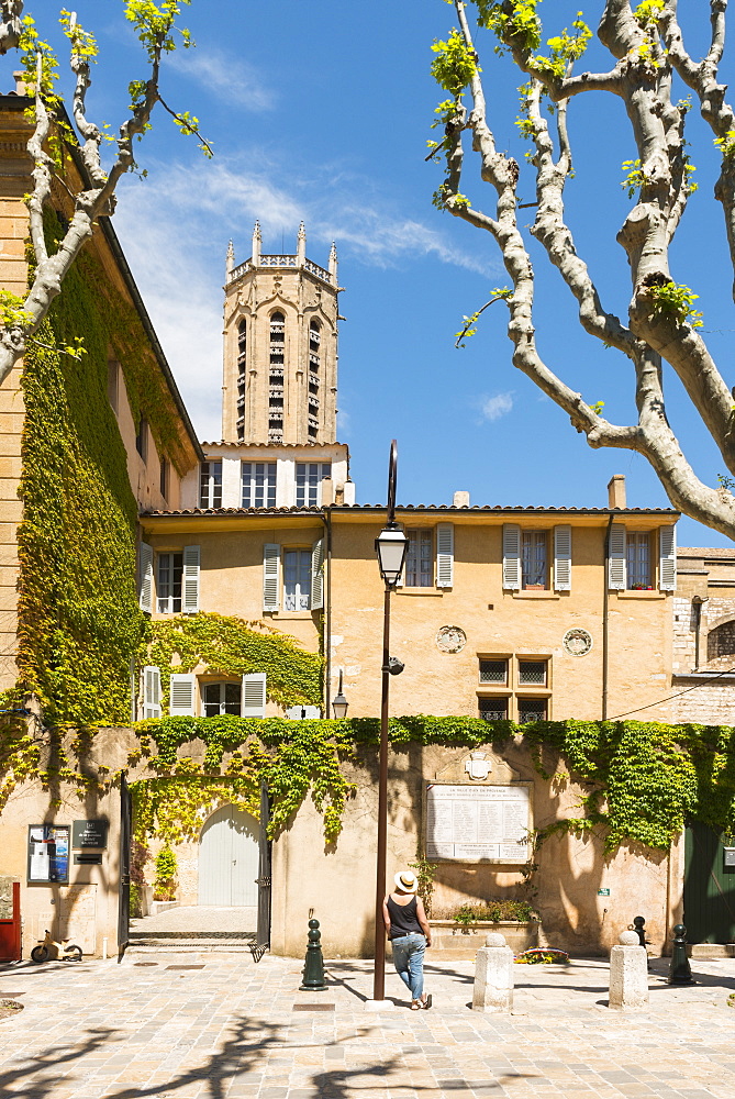 Streets of Aix en Provence, Bouches du Rhone, Provence, Provence-Alpes-Cote d'Azur, France, Europe