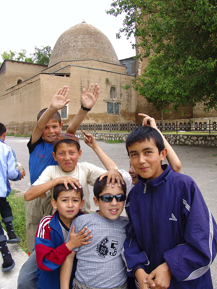 Uzbekistan boys of shakhrisabz