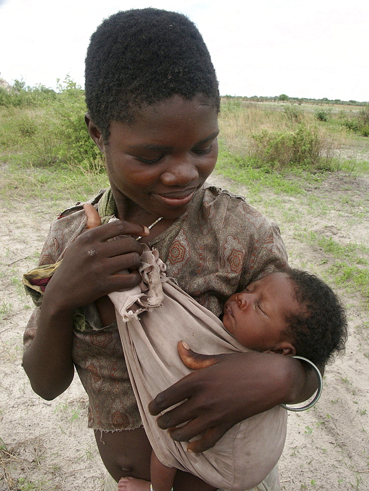 Zambia woman and baby, shangombo