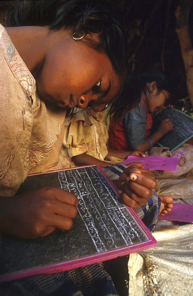 India - schools: village primary school, andhra pradesh