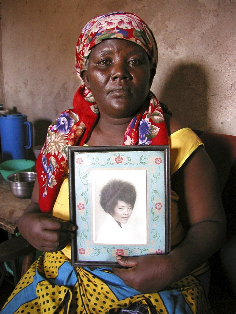 D kenya matriarch and survivor mombasa