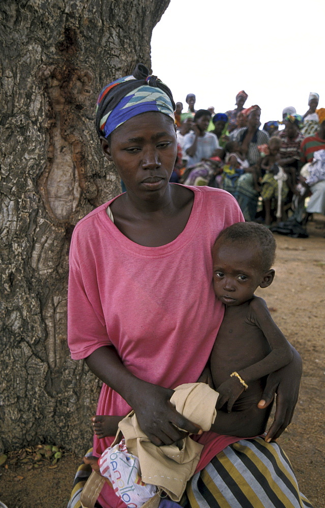 Ghana womanand malnourished child bongo, bolgatanga