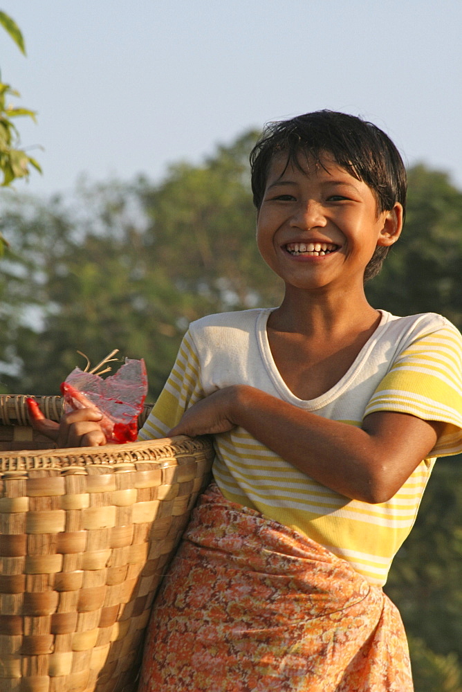 Myanmar girl of mandalay 