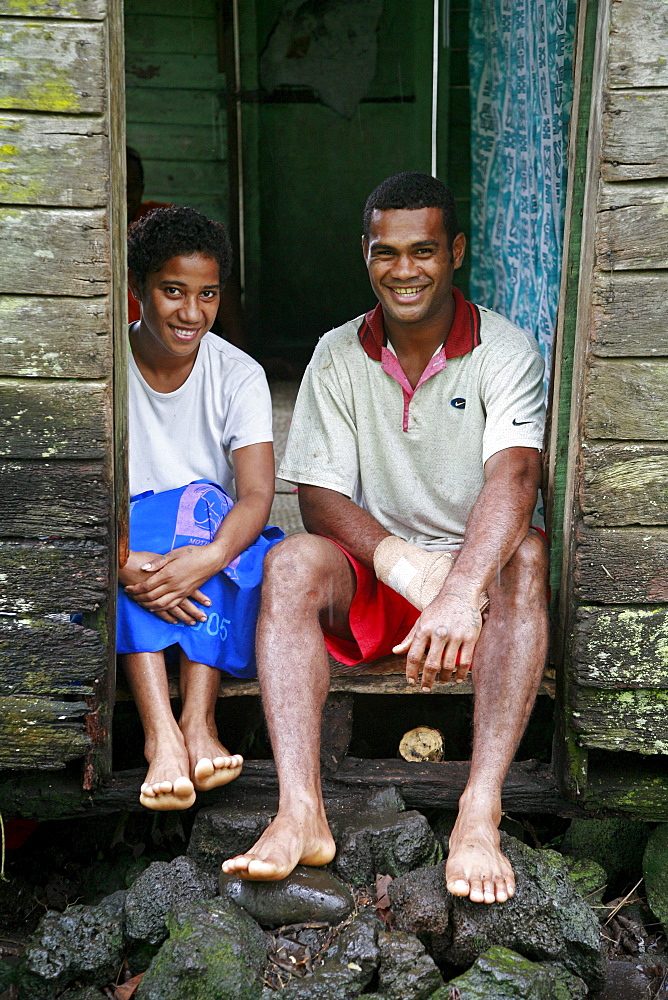 Fiji atanasio dianiroue, 24, with his fiance lemba, 22, taveuni photo by sean sprague