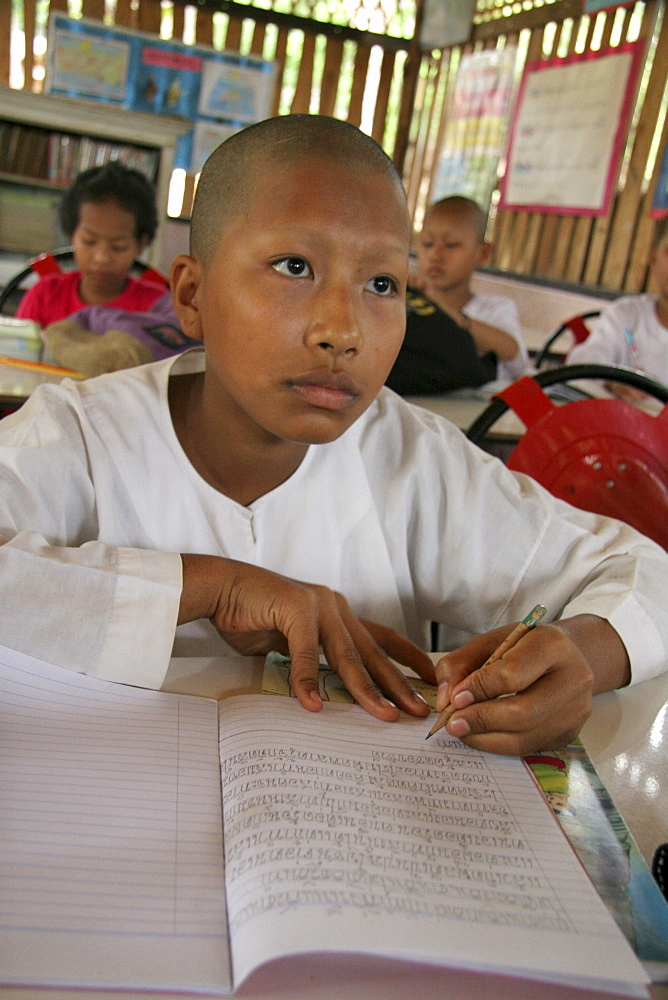 Thailand damanaruk childrens village, girl in school