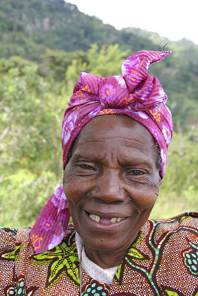 Tanzanian old woman of kisangara, same, in the north-east near kilimanjaro