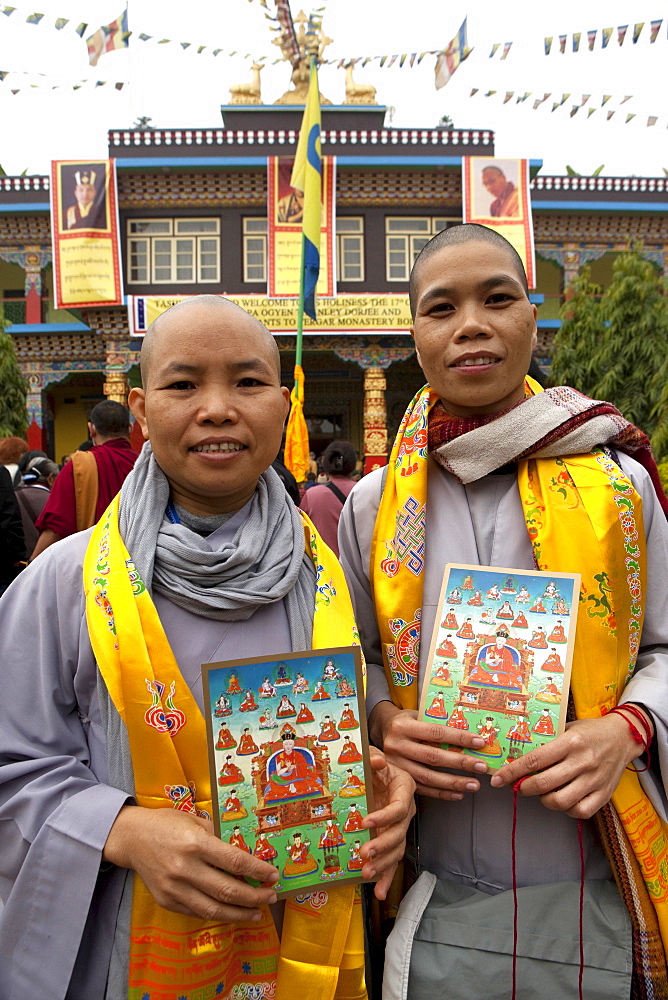 Buddhist nuns in front of tergar monastery in maha bodhi temple. Kalachakra initiation in bodhgaya, india  