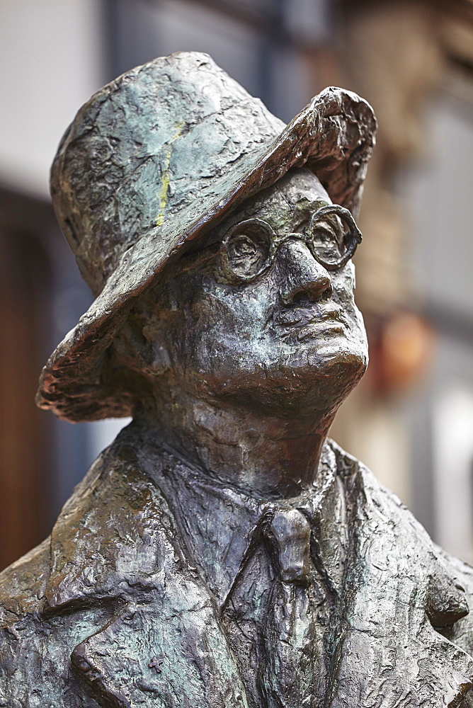 Statue of James Joyce, O'Connell Street, Dublin, Republic of Ireland, Europe