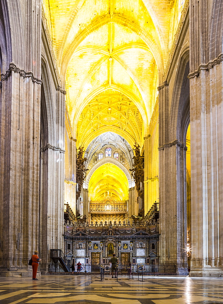 The inside of Seville Cathedral (Catedral Sevilla), UNESCO World Heritage Site, Andalucia, Spain, Europe