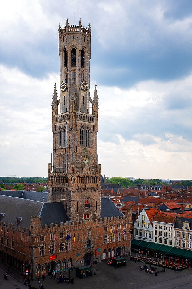 The 13th century belfry tower on Market (Markt) square, UNESCO World Heritage Site, Bruges, West Flanders, Belgium, Europe