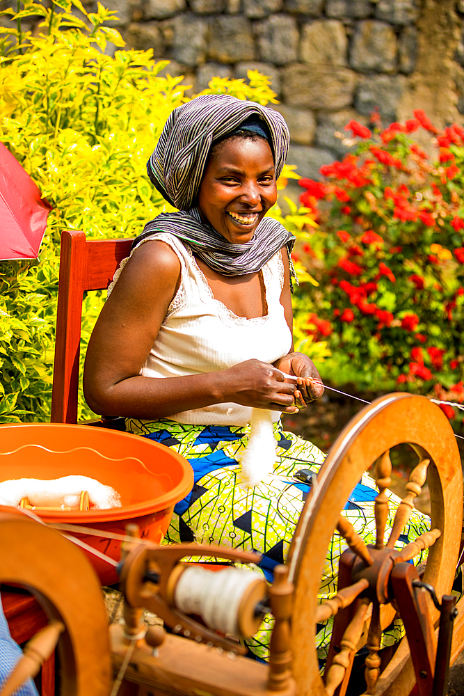 Women Weaver in Handspun Hope NGO, Volcanoes National Park, Rwanda, Africa