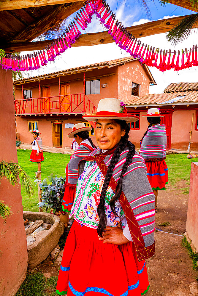 Quechua women of the Misminay Community, Sacred Valley, Peru, South America