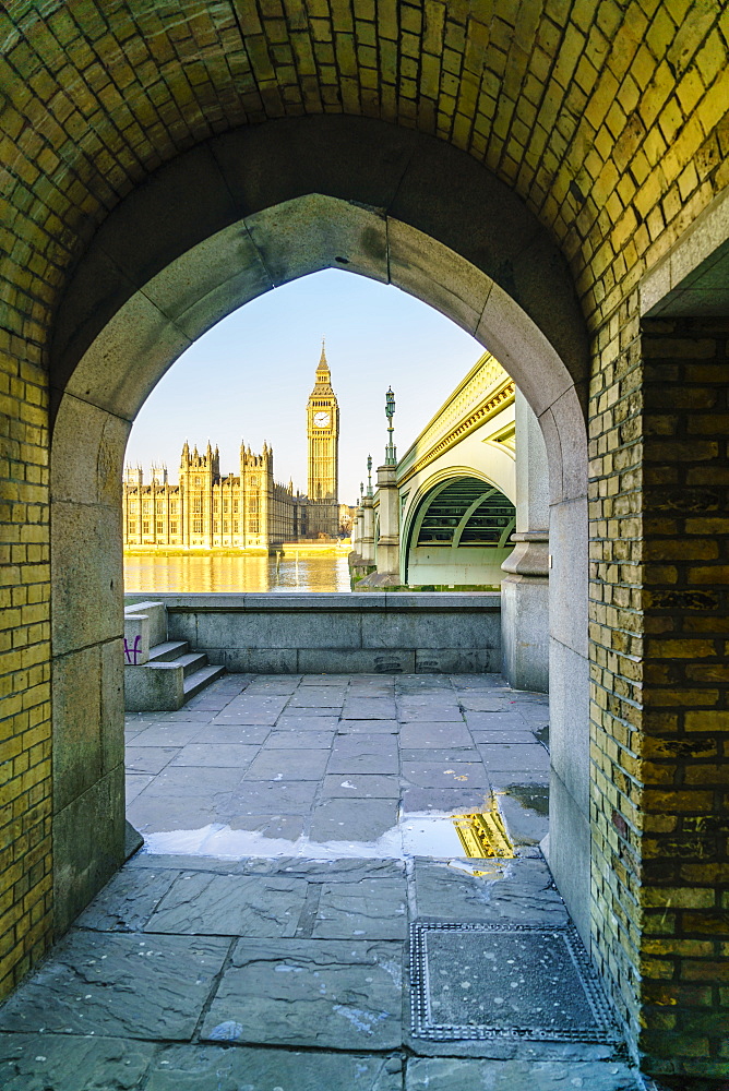 Big Ben, the Palace of Westminster and Westminster Bridge, London, England, United Kingdom, Europe