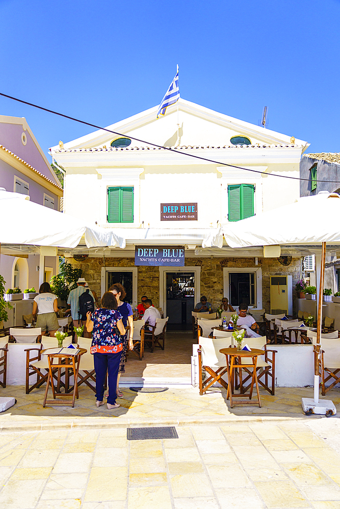 The pretty town of Gaios, the main port and harbour on the island, Paxos, Ionian Islands, Greek Islands, Greece, Europe