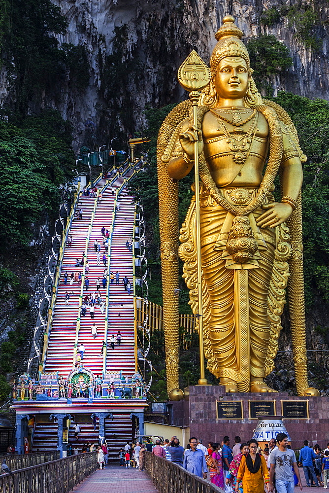 The giant statue to the Hindu Lord Murugan at the entrance to the Batu Caves, Gomback, Selangor, Malaysia, Southeast Asia, Asia