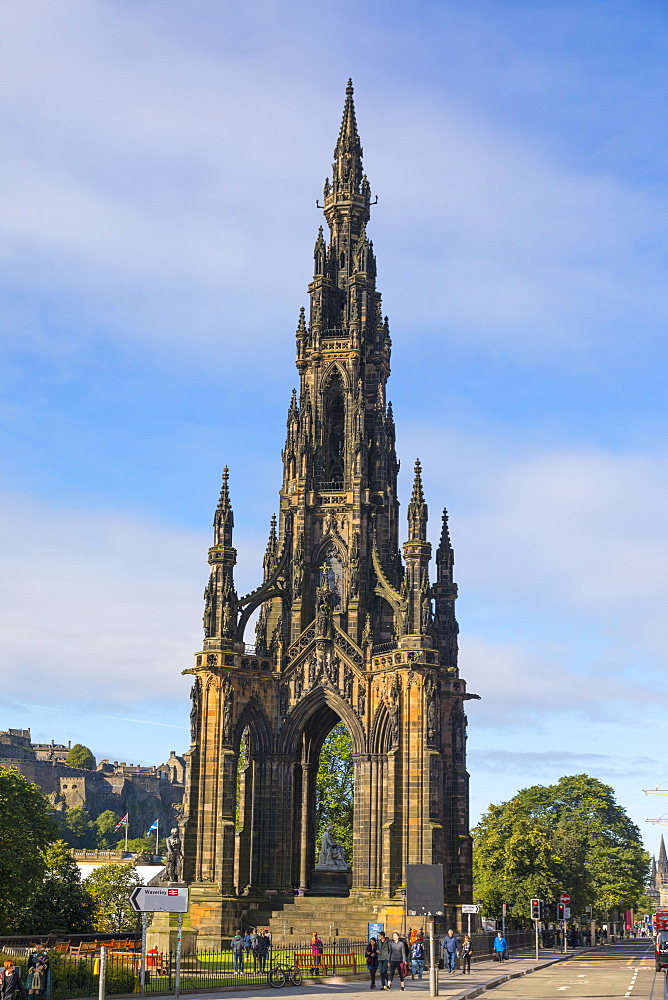 Sir Walter Scott Monument, Princes Street, Edinburgh, Scotland, United Kingdom, Europe