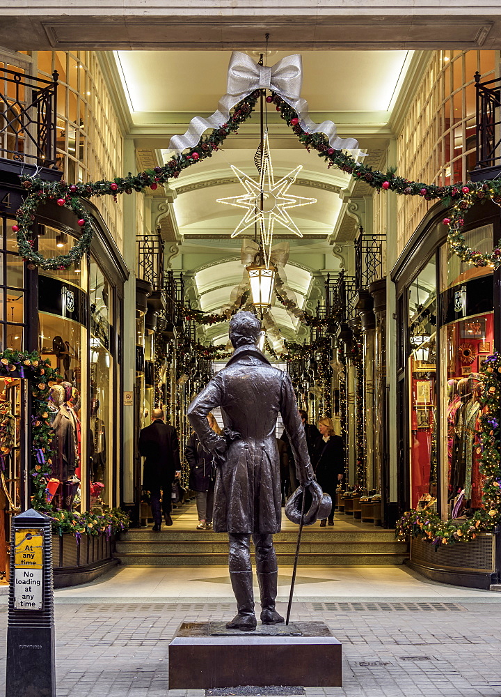 Beau Brummell Monument and Piccadilly Arcade, London, England, United Kingdom, Europe