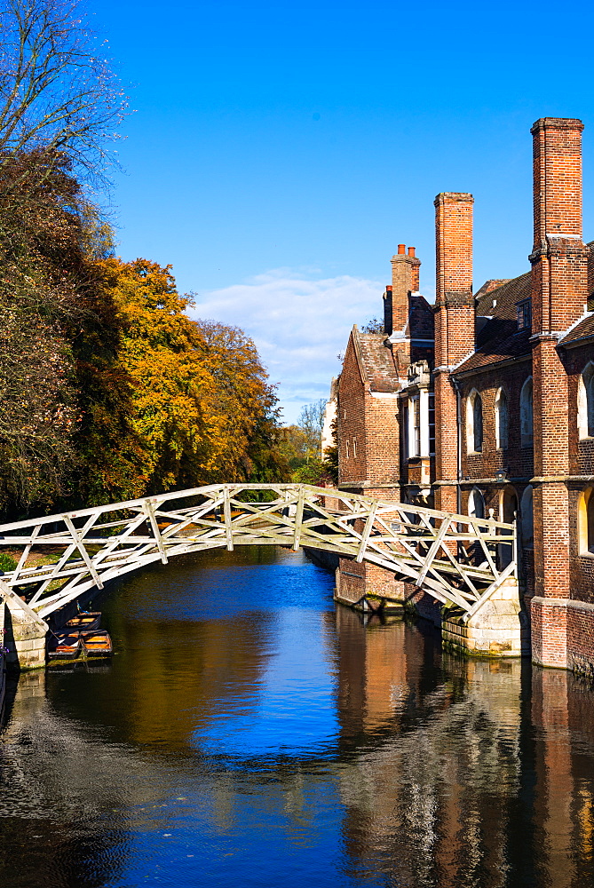 Mathematical Bridge at Queens College, Cambridge University, Cambridge, Cambridgeshire, England, United Kingdom, Europe