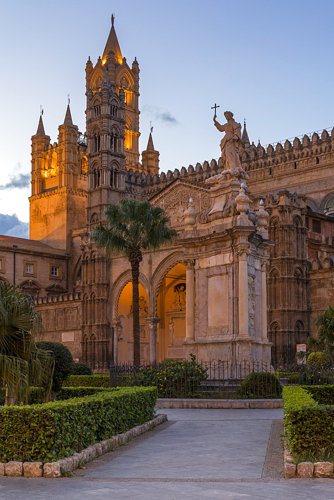 The Palermo Cathedral (UNESCO World Heritage Site) at dusk, Palermo, Sicily, Italy, Europe