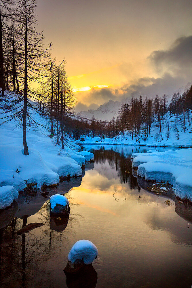 Lake of the Witches (Lago delle Streghe), Alpe Devero, Val d'Ossola, Verbano Cusio Ossola, Piemonte, Italy, Europe