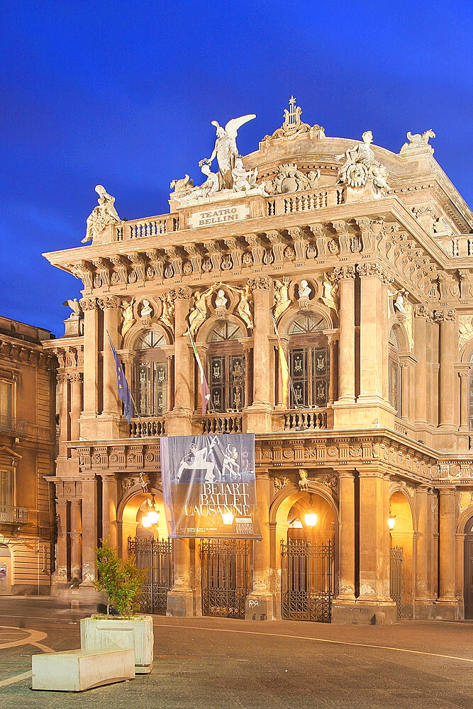 Piazza Bellini and Bellini Theater, Catania, Sicily, Italy, Europe